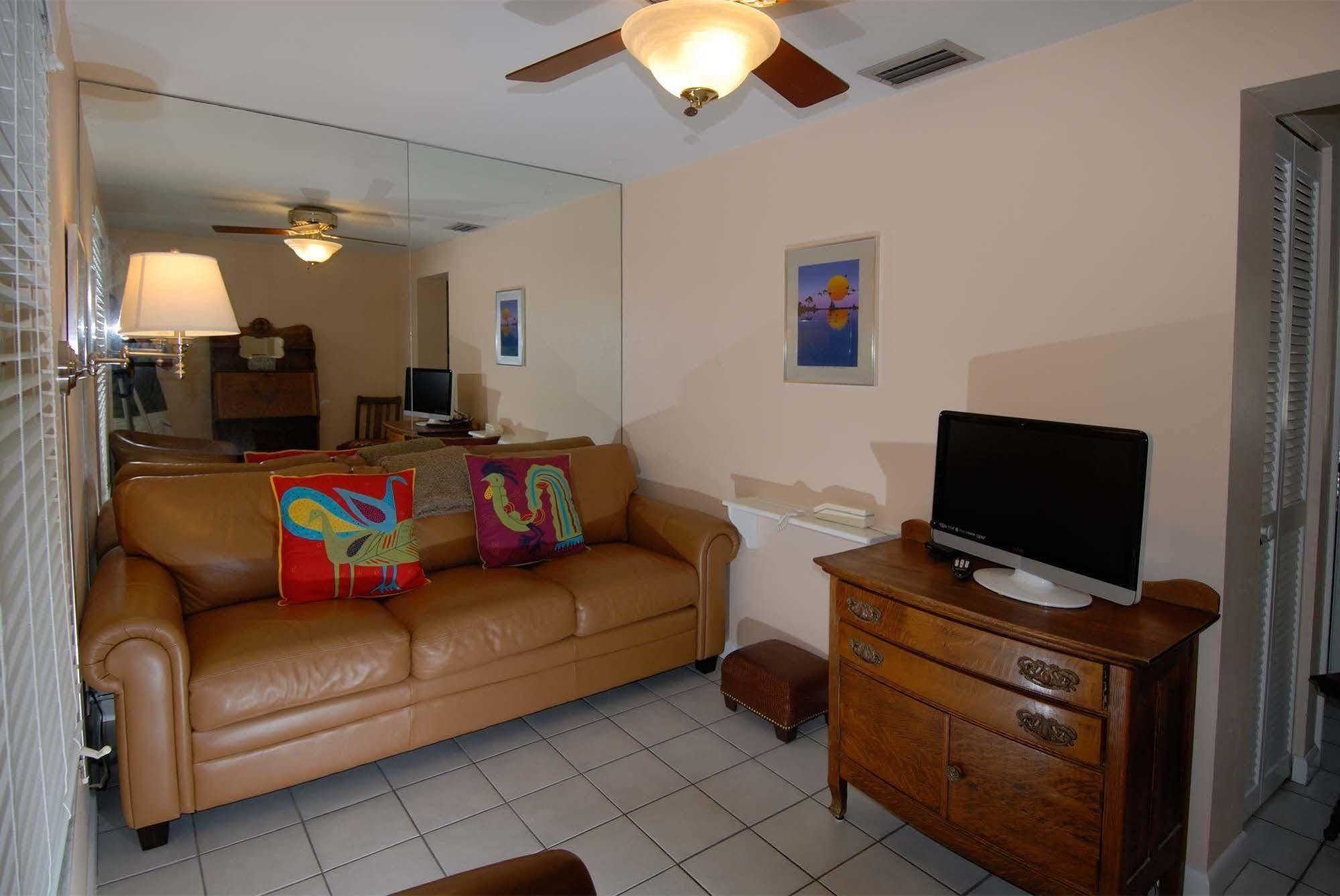סאניבל Seahorse Cottages - Adults Only מראה חיצוני תמונה