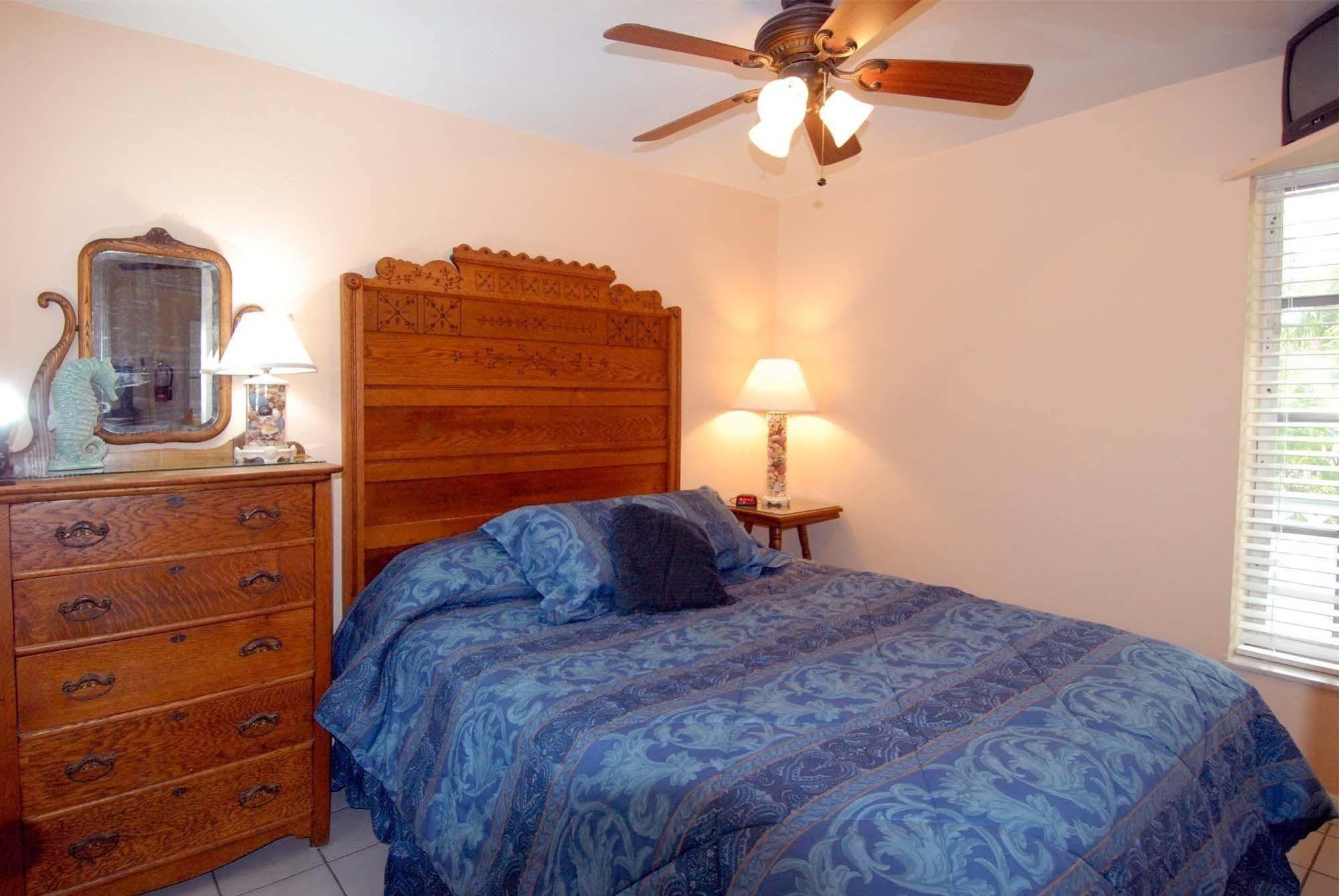 סאניבל Seahorse Cottages - Adults Only מראה חיצוני תמונה