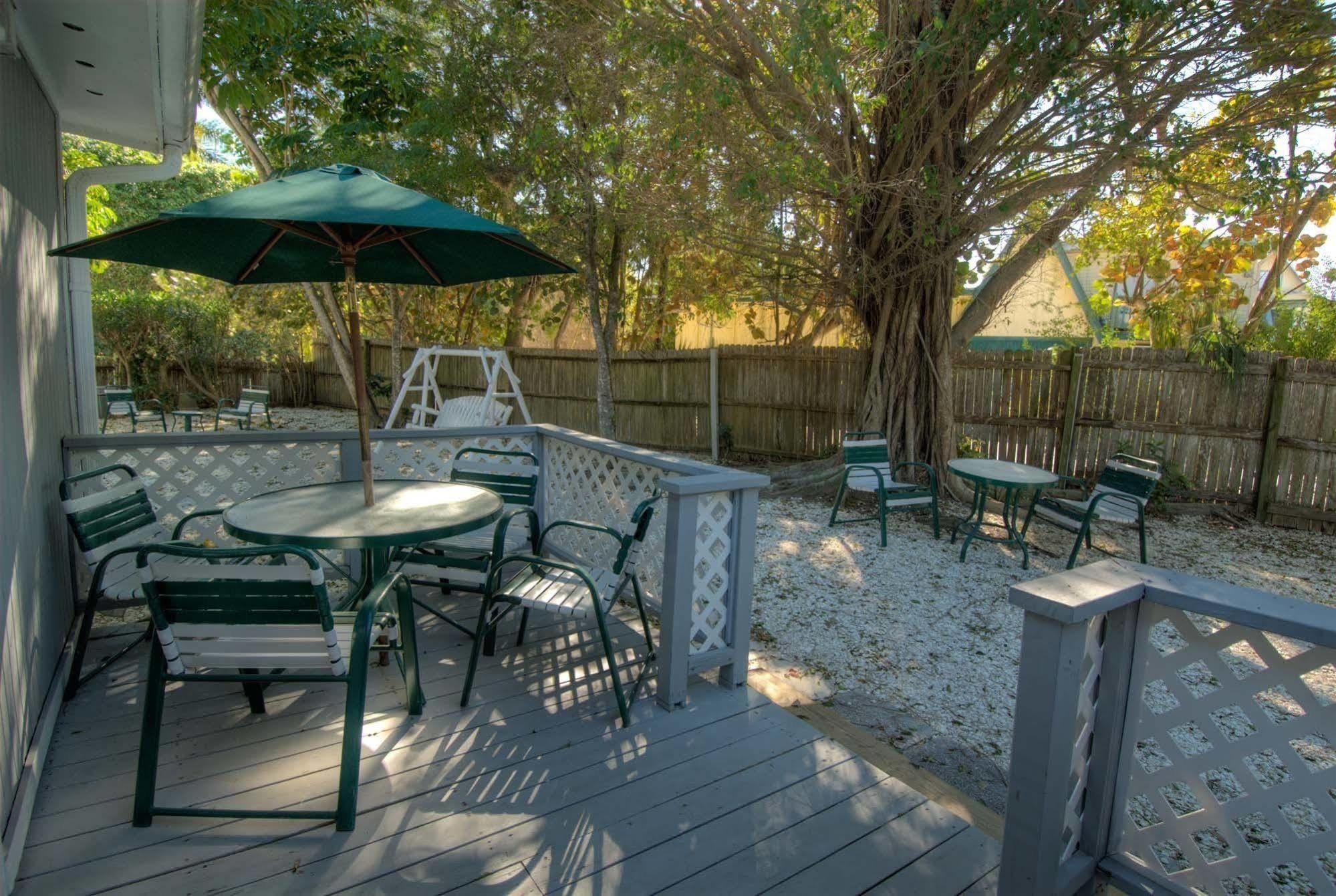 סאניבל Seahorse Cottages - Adults Only מראה חיצוני תמונה